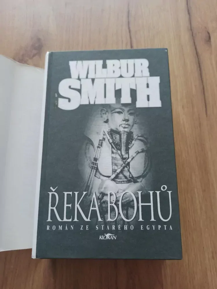 WILBUR SMITH - Řeka bohů: Román ze starého Egypta