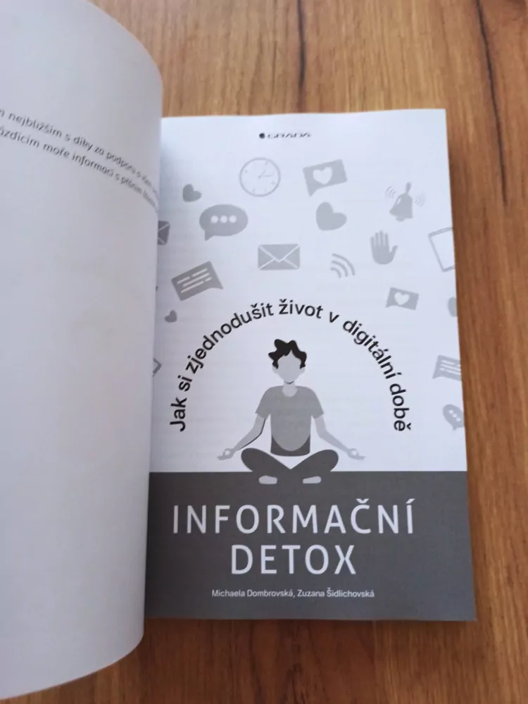 MICHAELA DOMBROVSKÁ, ZUZANA ŠIDLICHOVSKÁ - Informační detox