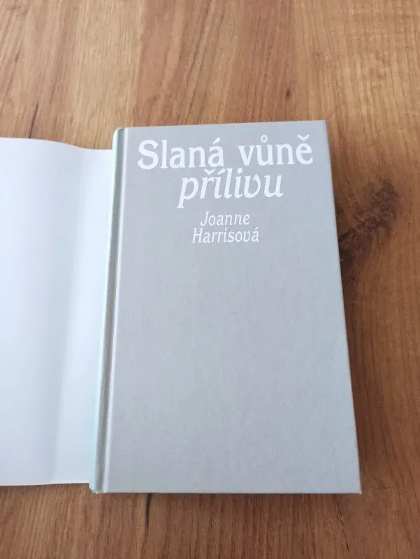 JOANNE HARRIS - Slaná vůně přílivu