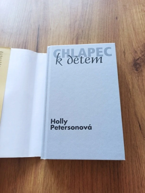 HOLLY PETERSON - Chlapec k dětem