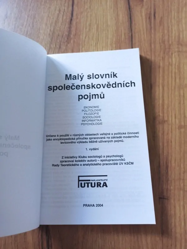 Malý slovník společenskovědních pojmů