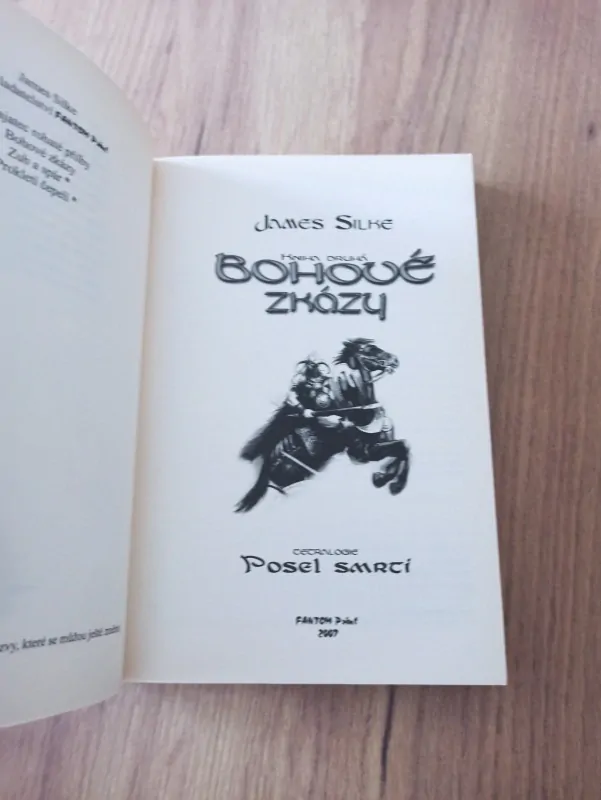JAMES SILKE - Posel smrti, 2. díl - Bohové zkázy