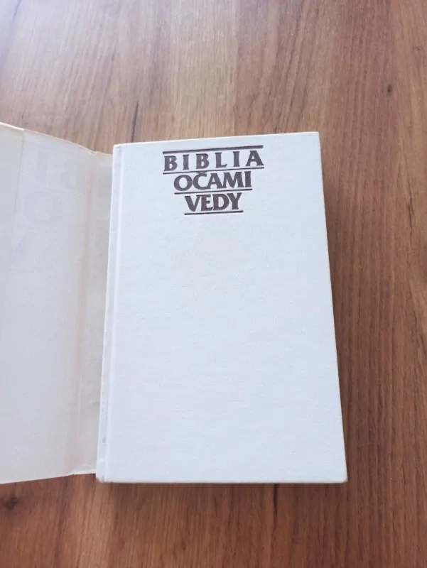 IOSIF ARONOVIČ KRYVELJOV - Biblia očami vedy