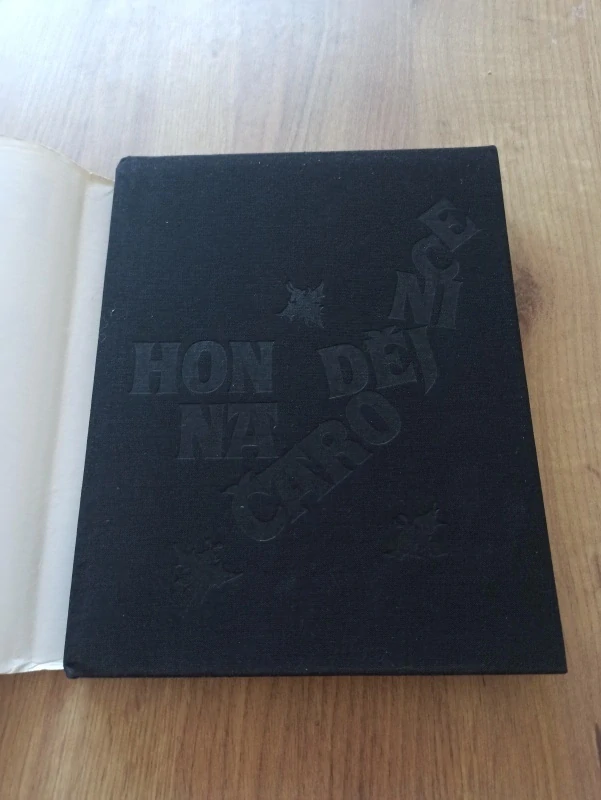 BEDŘICH ŠINDELÁŘ - Hon na čarodějnice