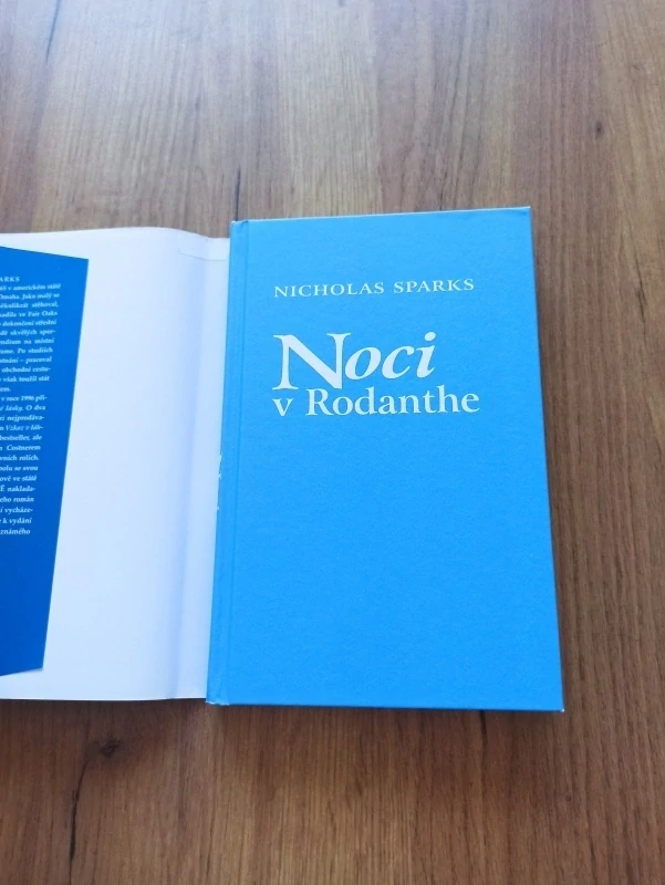 NICHOLAS SPARKS - Noci v Rodanthe