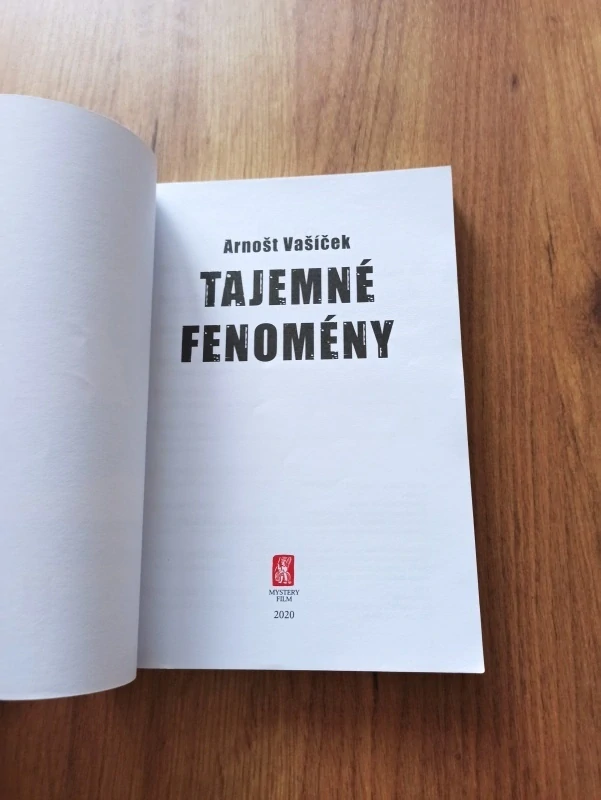 ARNOŠT VAŠÍČEK - Tajemné fenomény