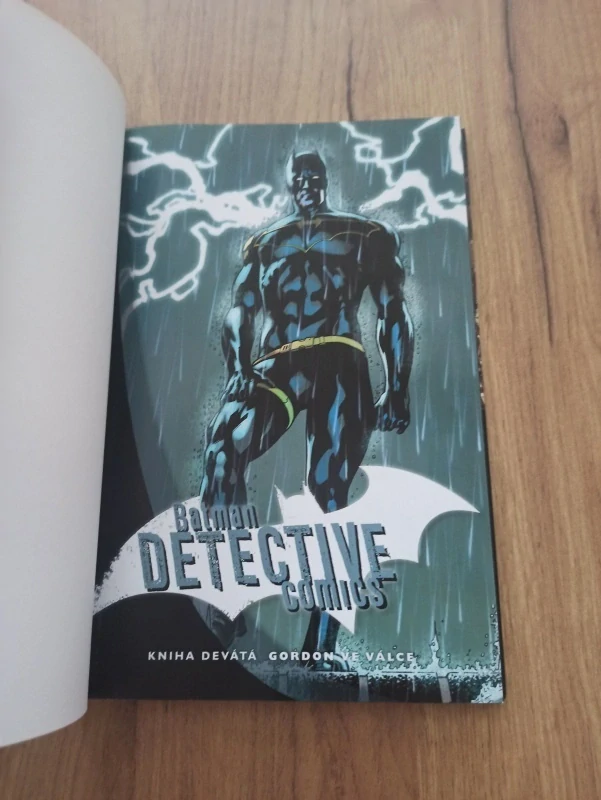 PETER J. TOMASI - Batman: Detective Comics 9. - Gordon ve válce
