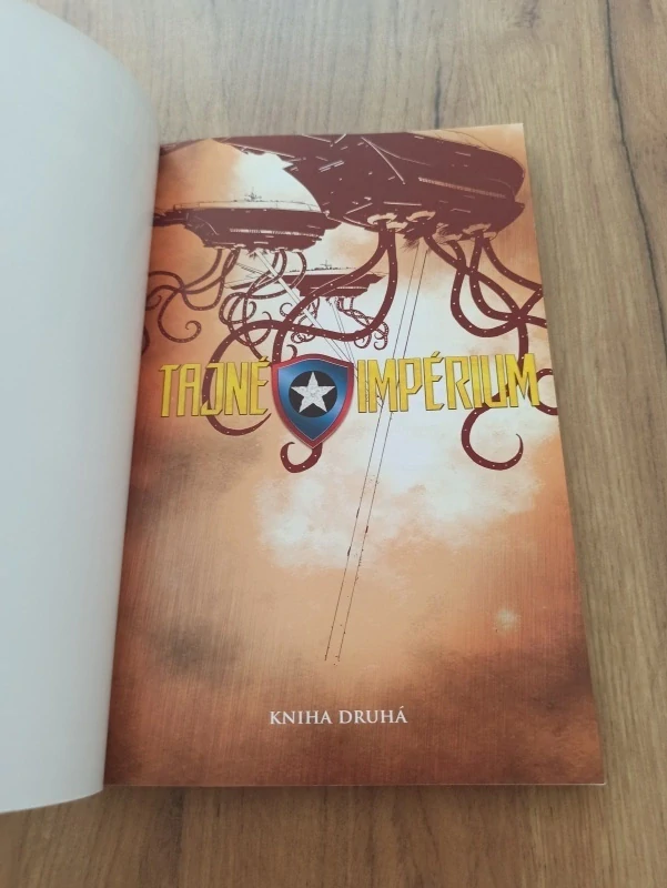 NICK SPENCER - Tajné Impérium 2.