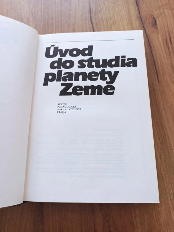 RUDOLF BRÁZDIL - Úvod do studia planety Země