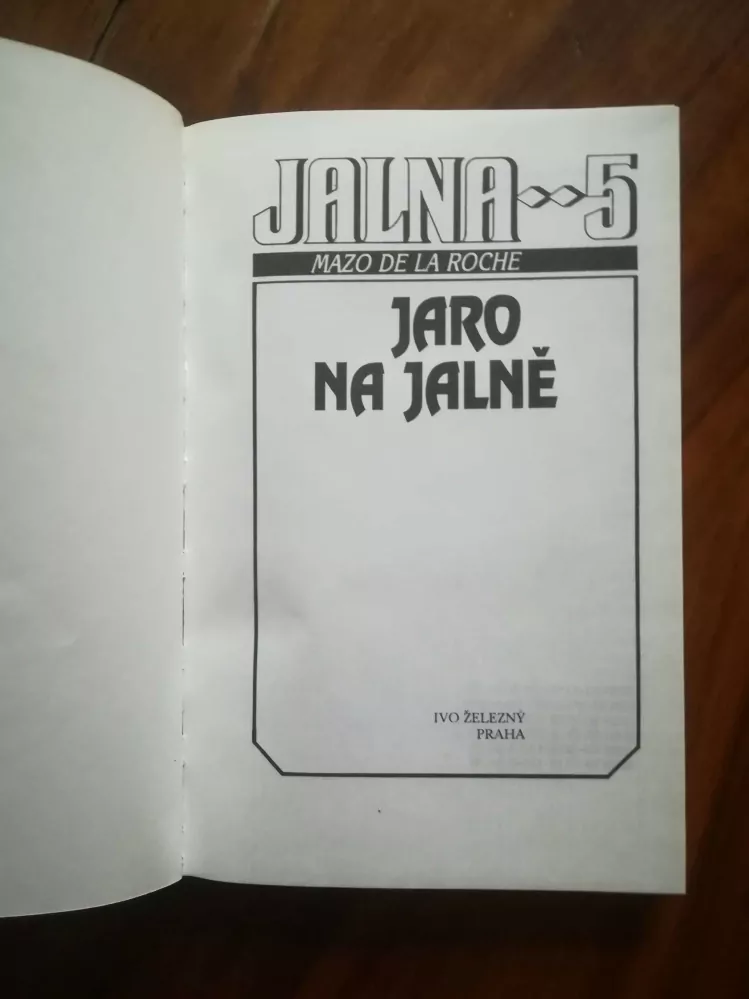 MAZO DE LA ROCHE - Jaro na Jalně 