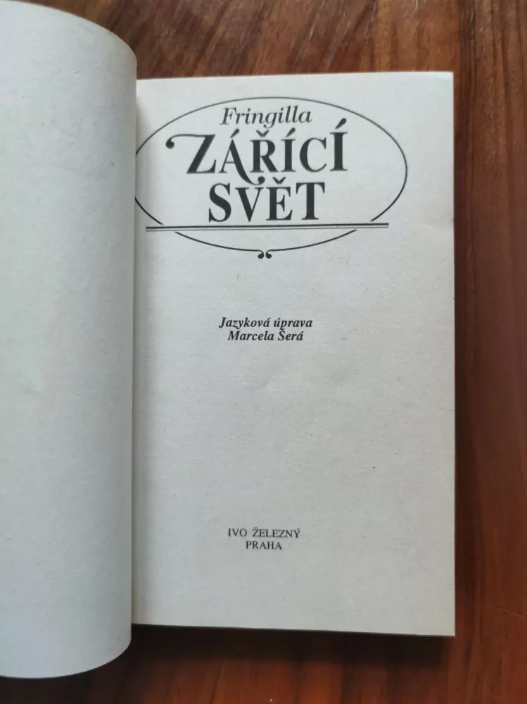 FRINGILLA - Zářící svět
