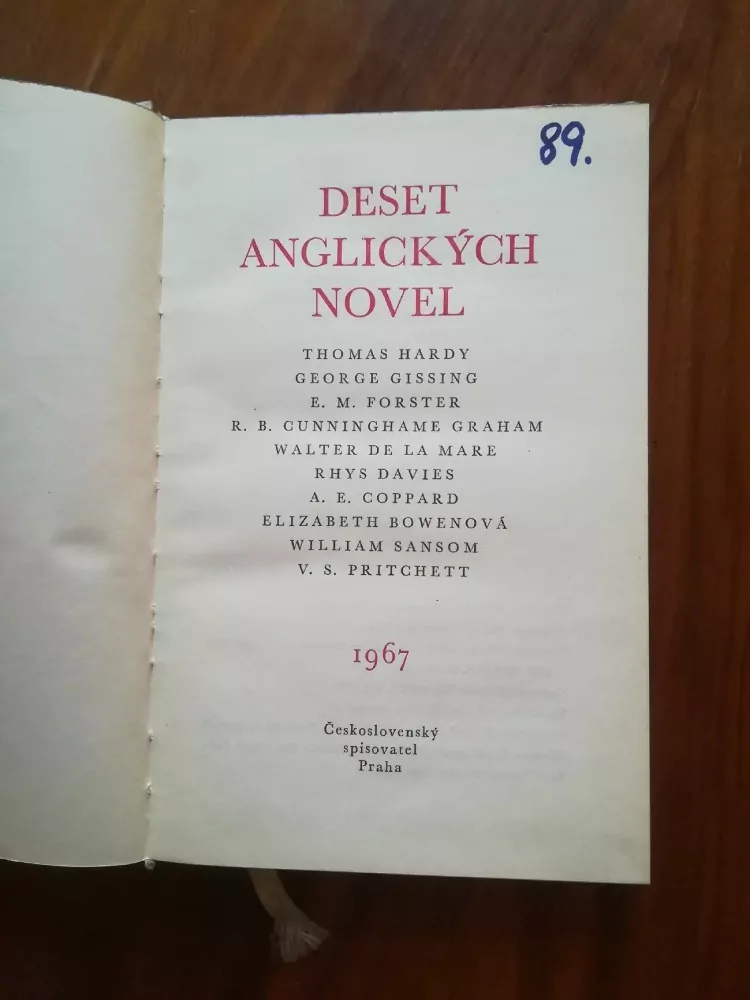 DESET ANGLICKÝCH NOVEL