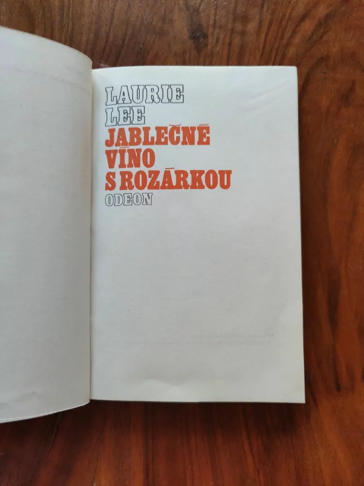 LAURIE LEE - Jablečné víno s Rozárkou