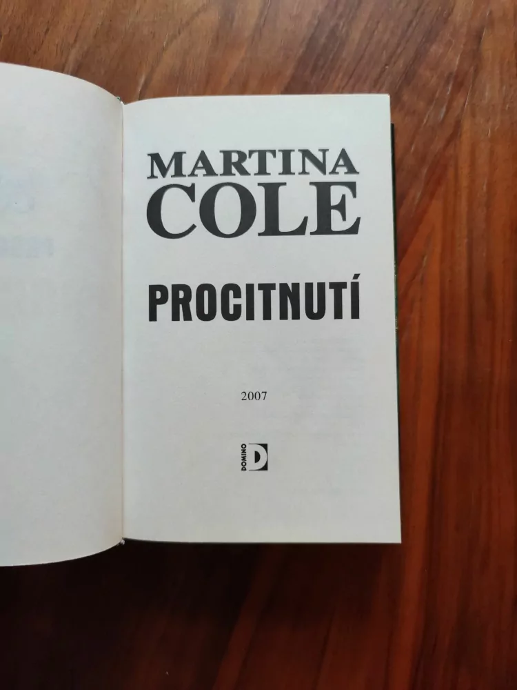 MARTINA COLE - Procitnutí