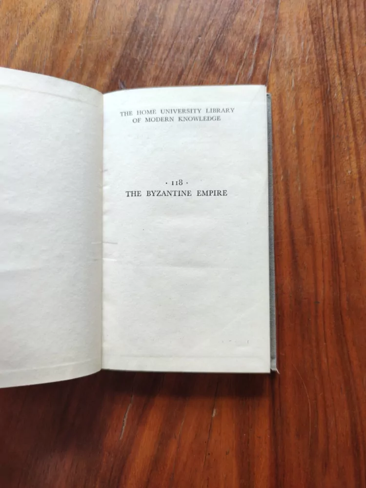 NORMAN H. BAYNES - The Byzantine Empire