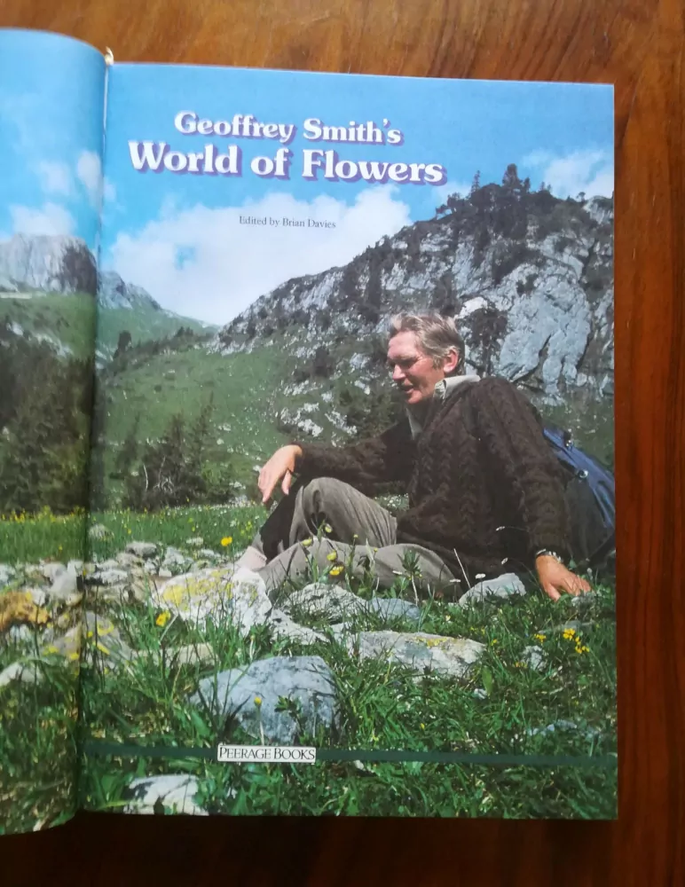 GEOFFREY SMITH'S World of flowers