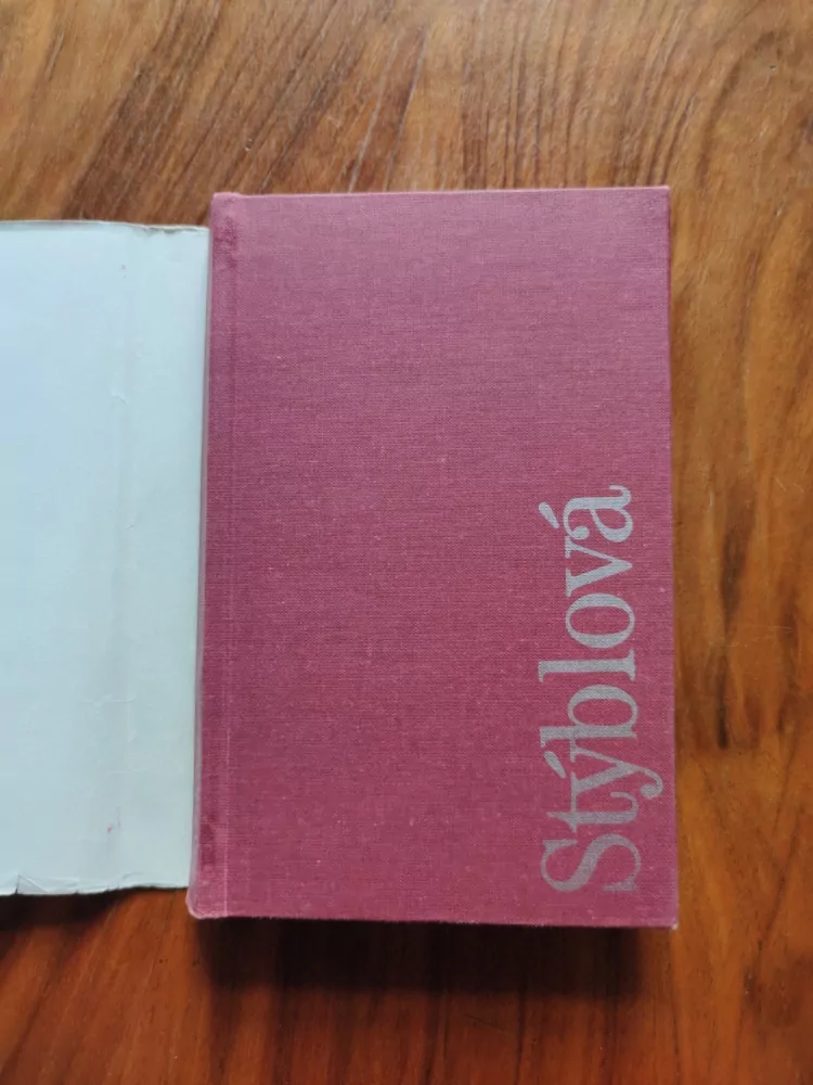 VALJA STÝBLOVÁ - Zlaté rybky