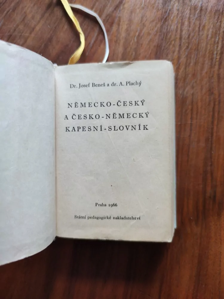 JOSEF BENEŠ, ALOIS PLACHÝ - Německo-český, česko-německý kapesní slovník