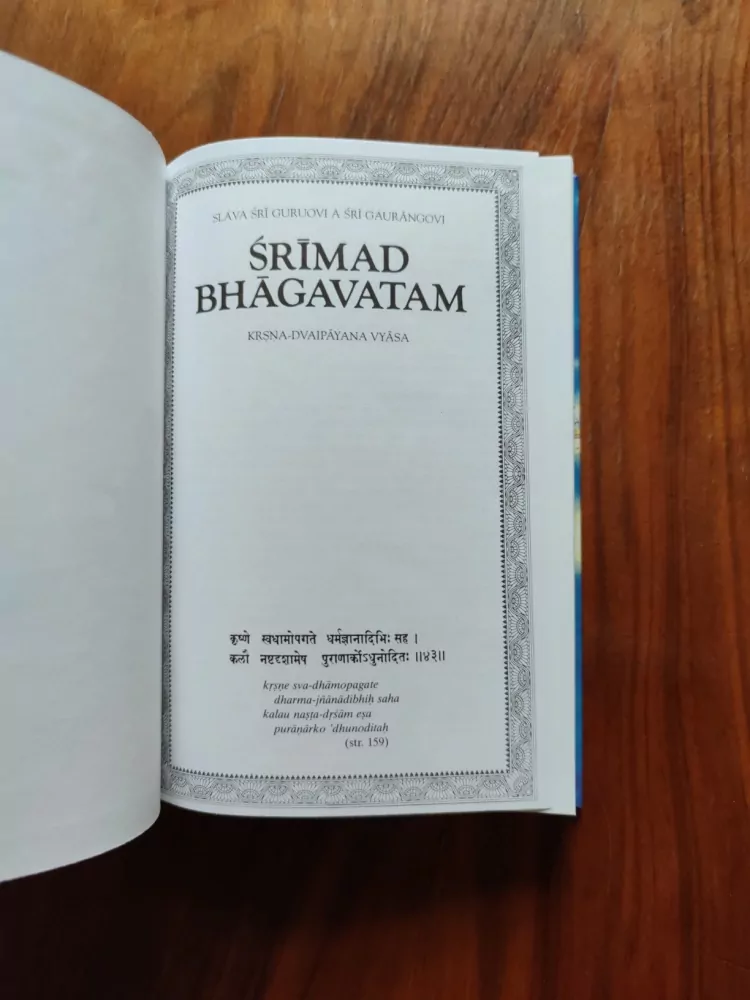 Šrí Šrímad A. Č. Bhaktivédánta Svámí Prabhupáda - Śrīmad Bhāgavatam. Zpěv první - díl první
