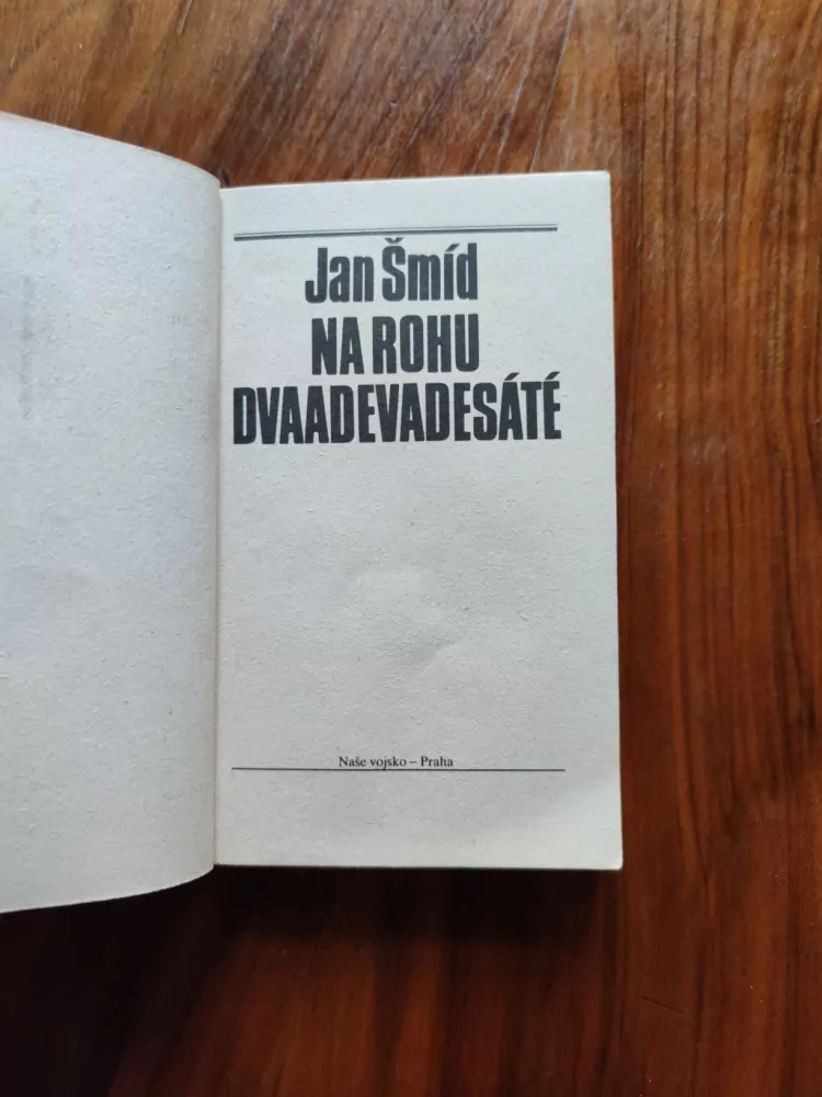 JAN ŠMÍD - Na rohu dvaadevadesáté