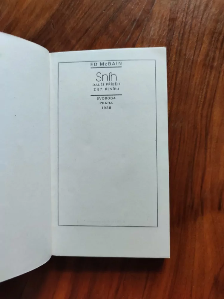 ED McBAIN - Sníh