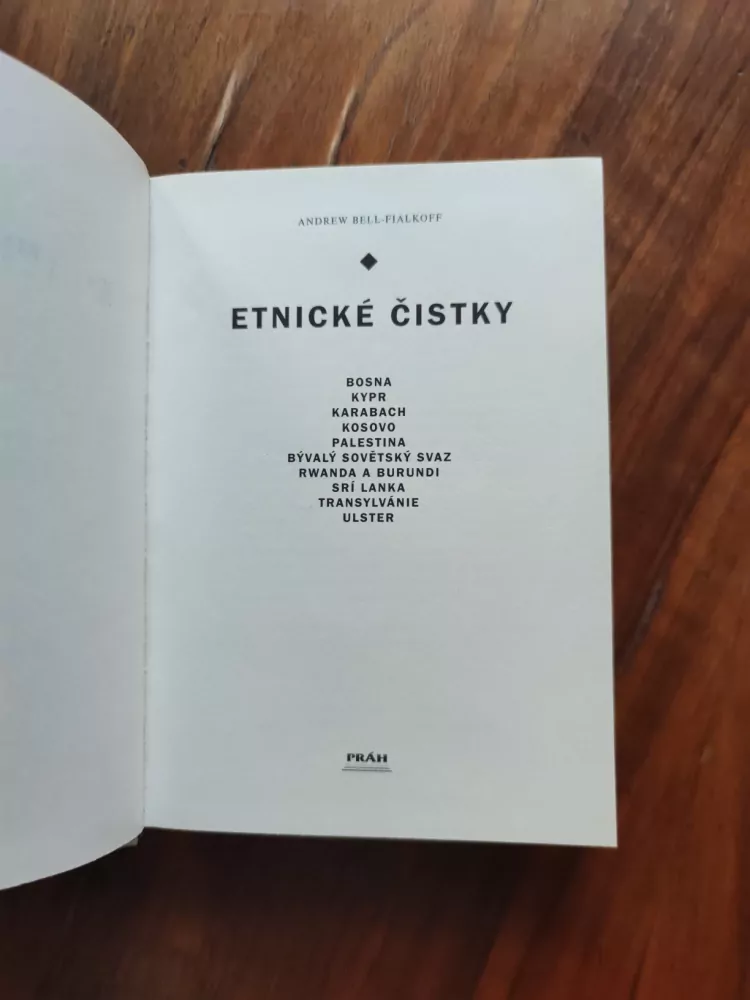 ANDREW BELL-FIALKOFF - Etnické čistky