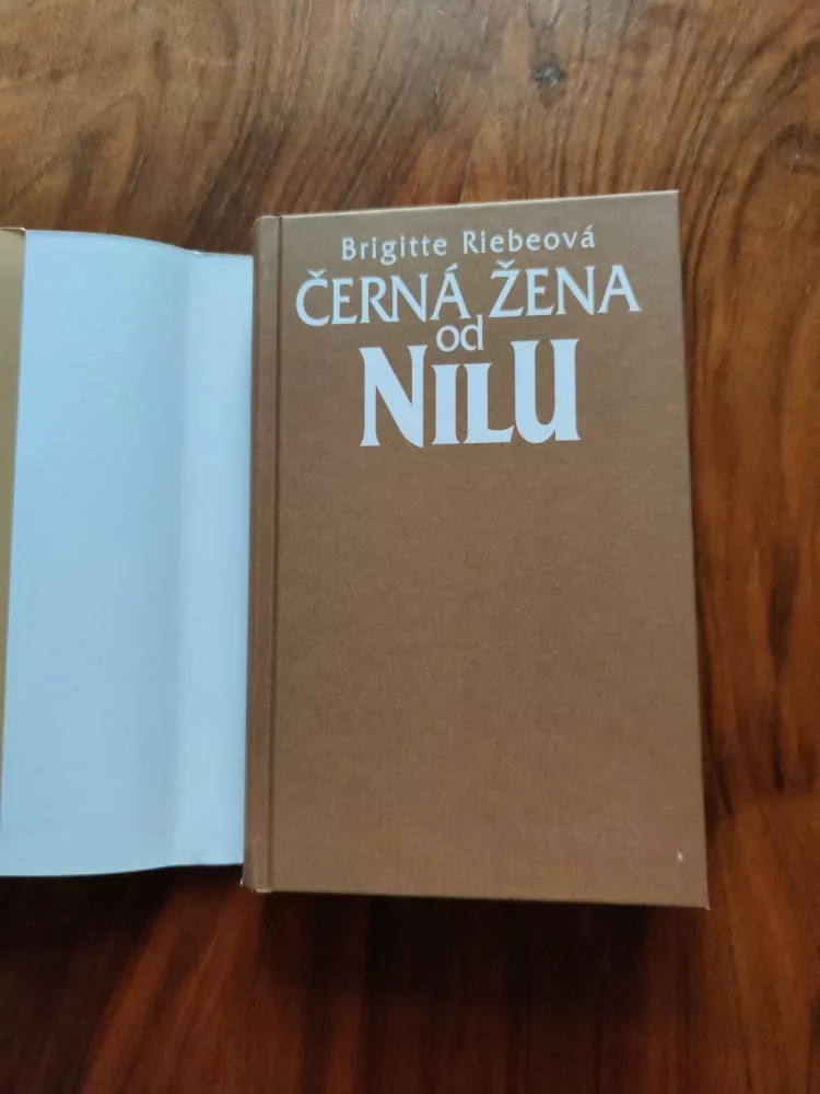 BRIGITTE RIEBE - Černá žena od Nilu