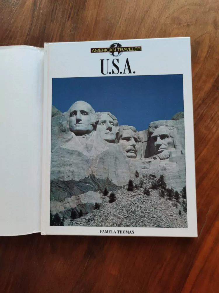 PAMELA THOMAS - U.S.A. (American Traveller)