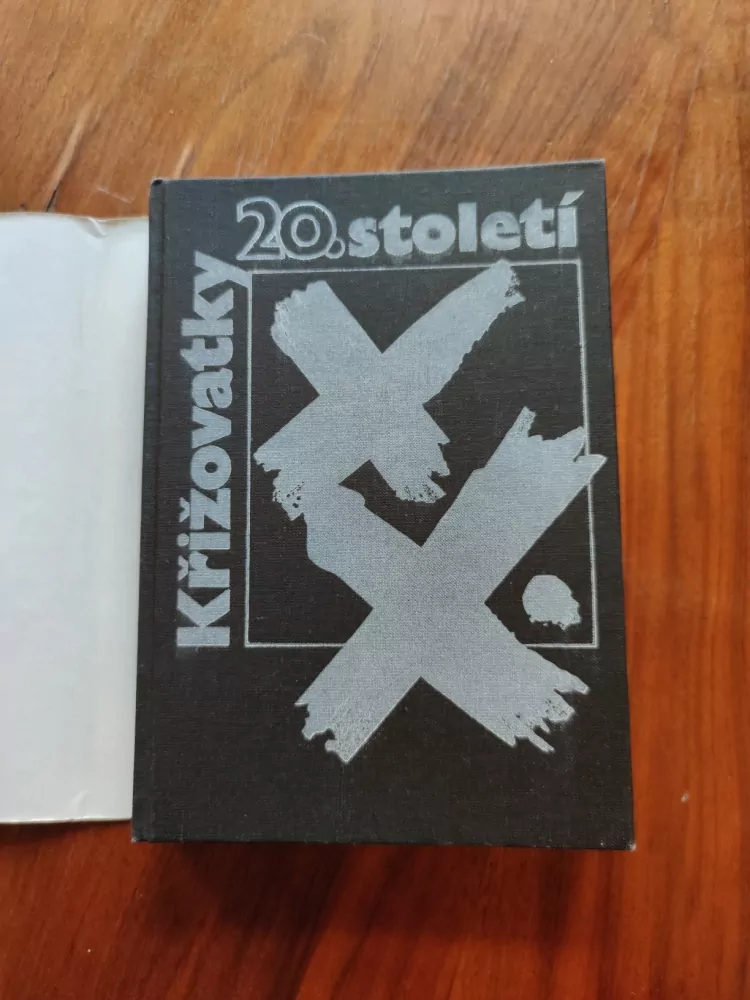 VOJTĚCH MENCL, MILAN OTÁHAL, MILOŠ HÁJEK, ERIKA KADLECOVÁ - Křižovatky 20. století