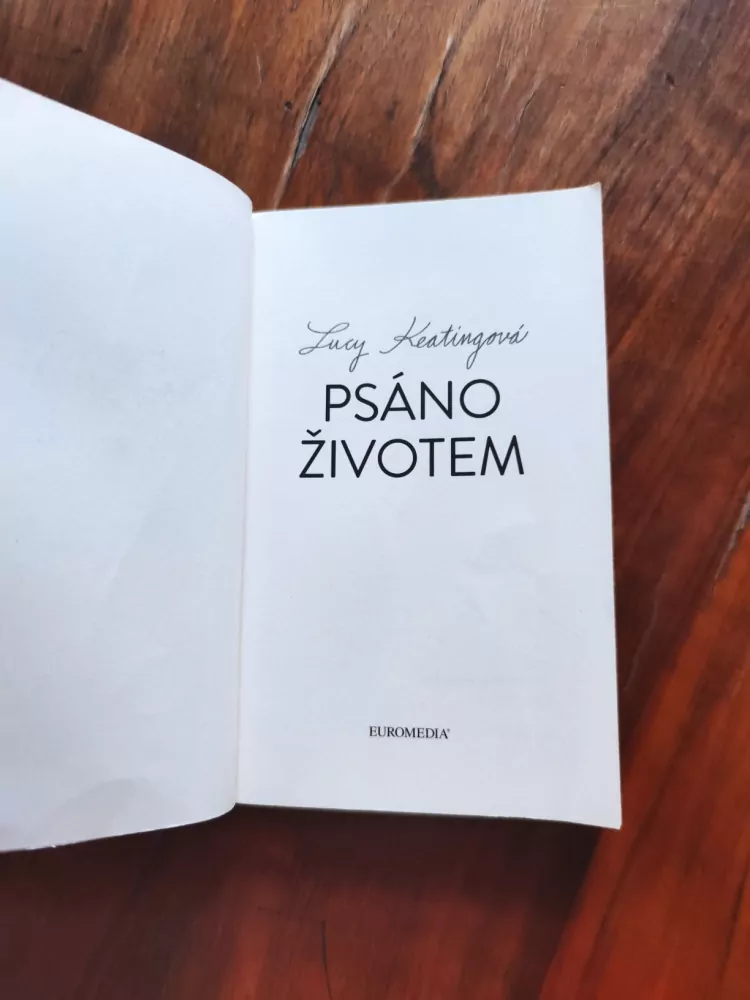 LUCY KEATING - Psáno životem