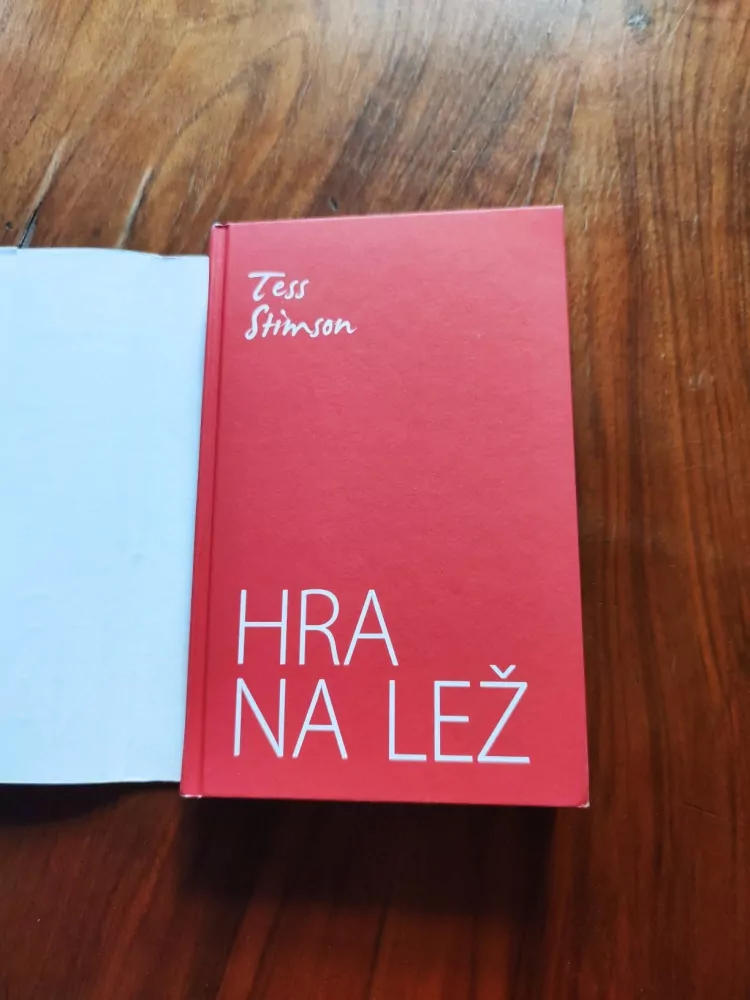 TESS STIMSON - Hra na lež