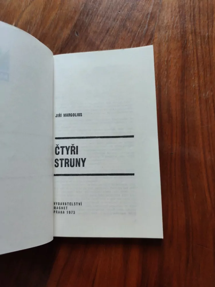 JIŘÍ MARGOLIUS - Čtyři struny