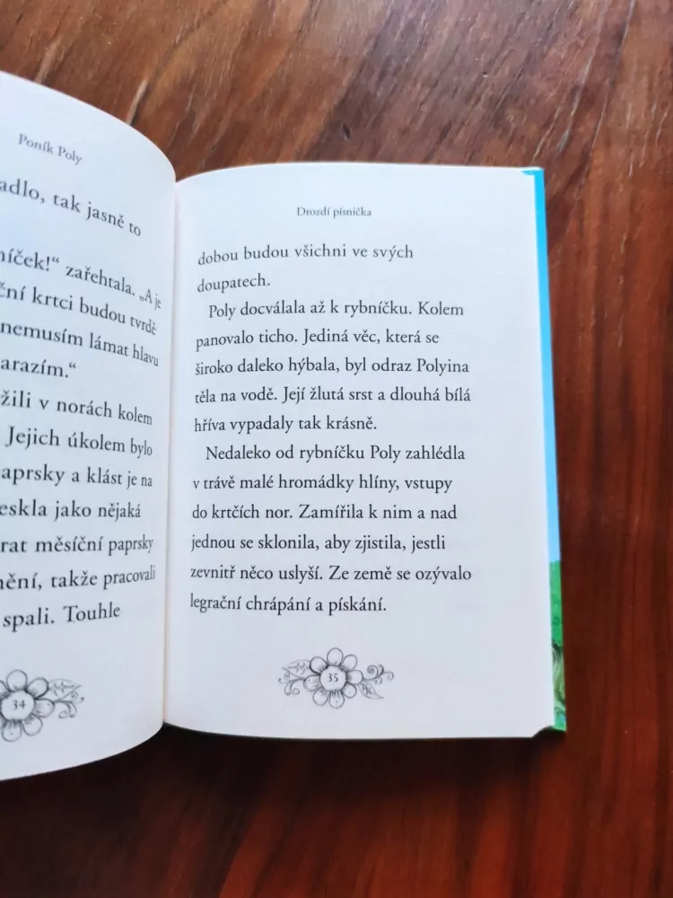 LILY SMALL - Zvířátka z Kouzelného lesa - Poník Poly