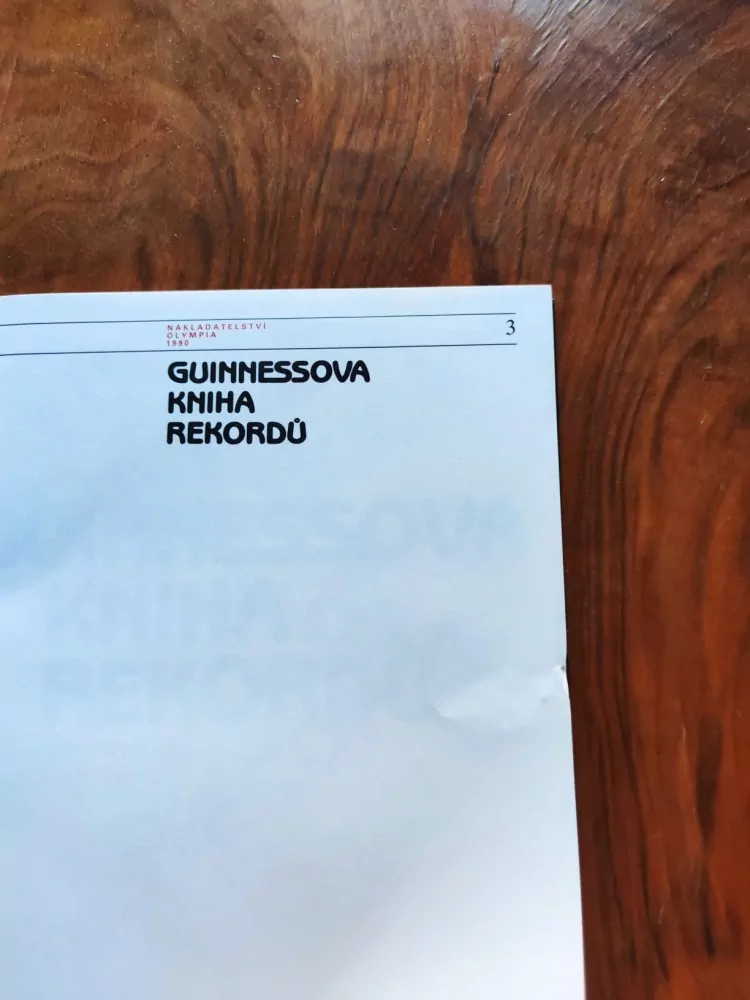 ALAN RUSSELL, NORRIS D. McWHIRTER - Guinnessova kniha rekordů