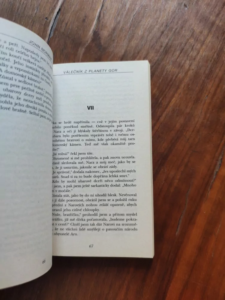 JOHN NORMAN - Válečník z planety Gor