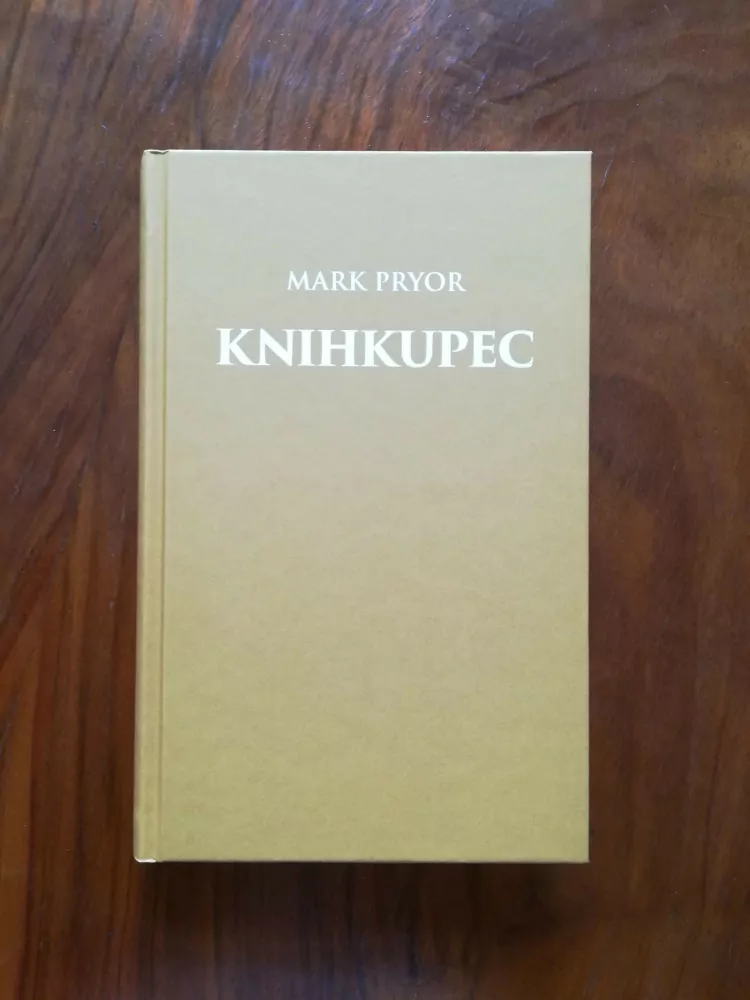 MARK PRYOR – Knihkupec