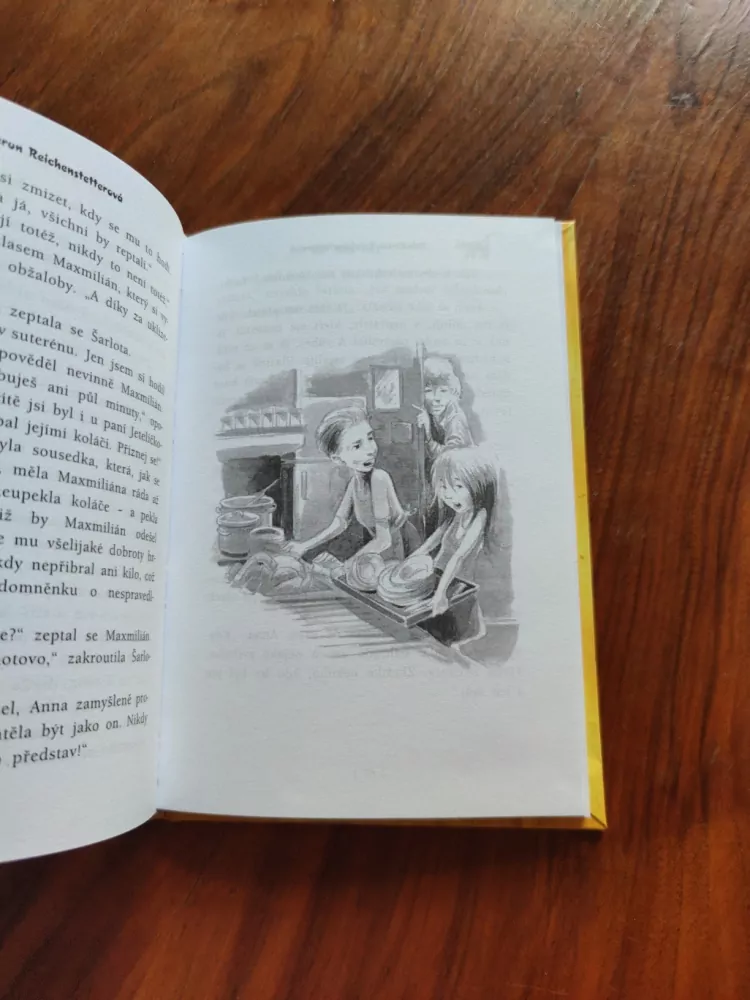 FRIEDERUN REICHENSTETTER - Je nás pět