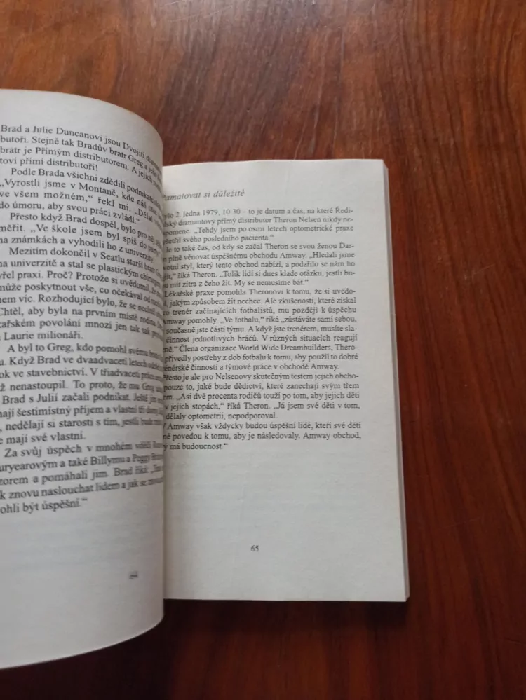 JAMES W. ROBINSON - Impérium svobody