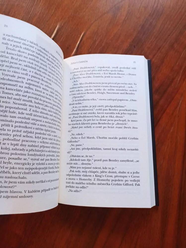 SUSAN HILL - Žena v černém