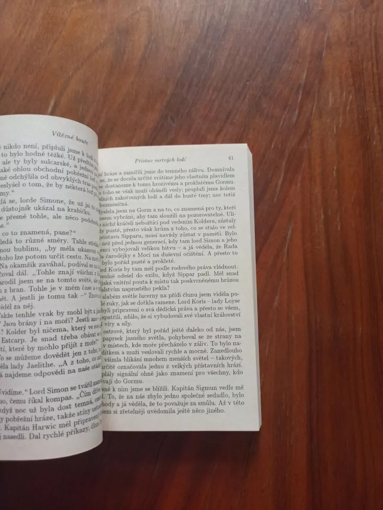 ANDRE NORTON, PAULINE M. GRIFFIN - Přístav mrtvých lodí - Svět čarodějnic 4.
