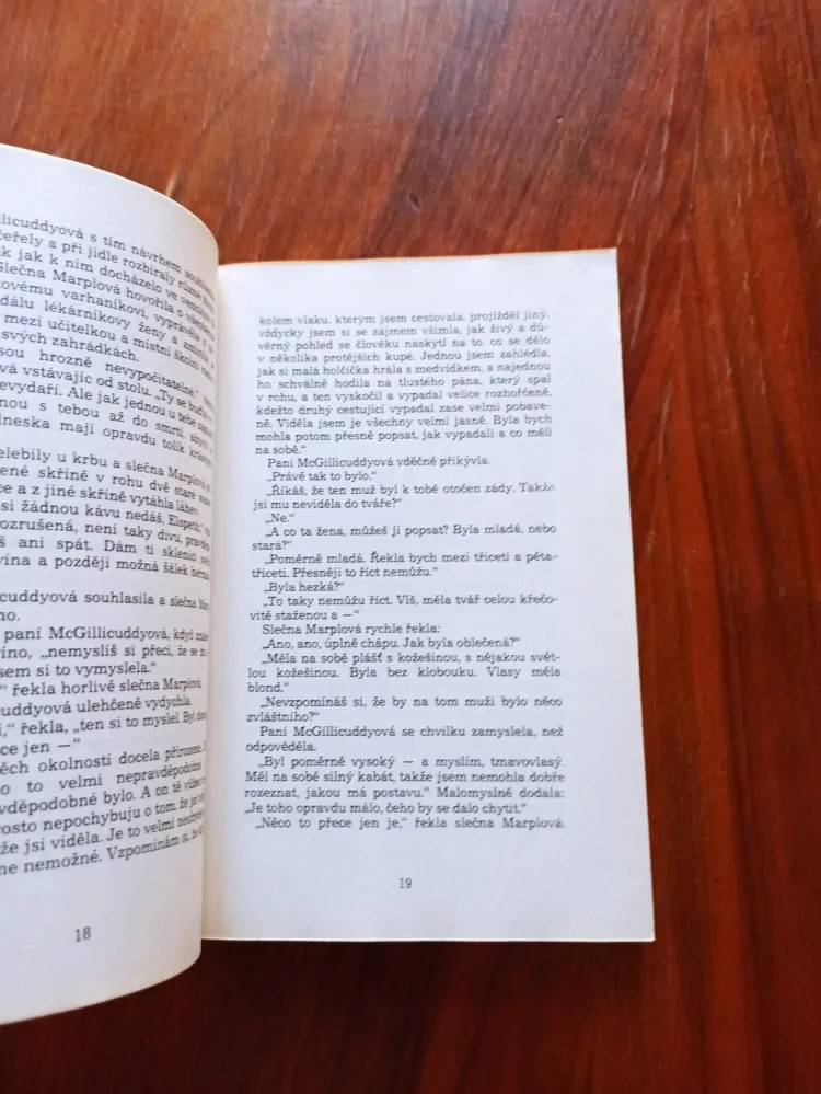AGATHA CHRISTIE - Vlak z Paddingtonu
