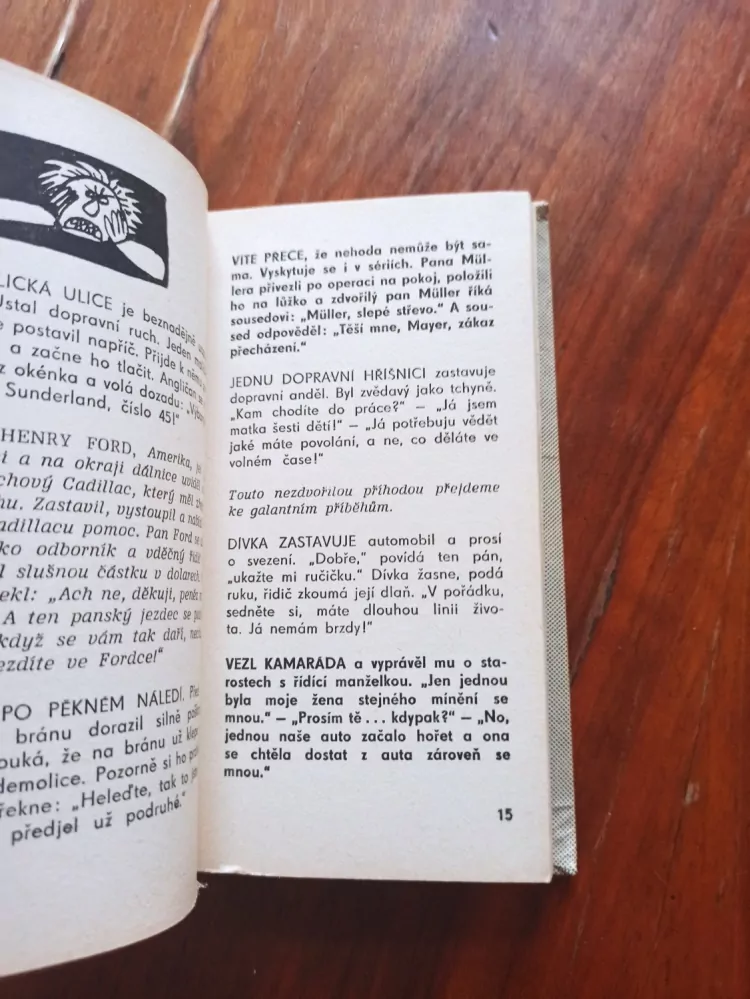 JIŘÍ ŠTUCHAL - Anekdoty na šťastnou cestu
