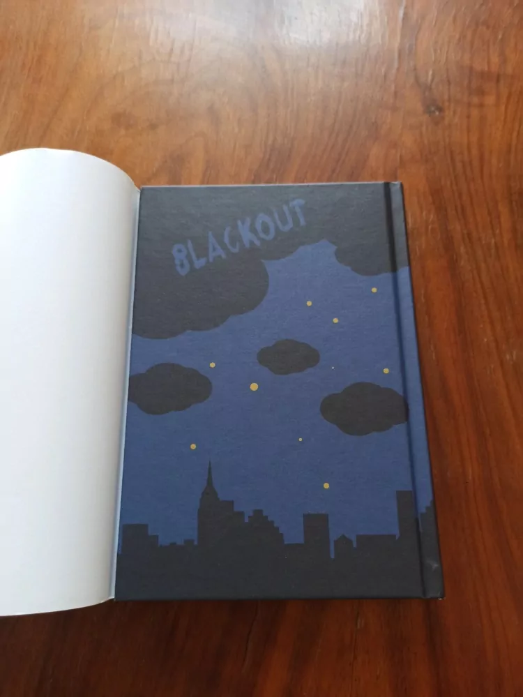 ASHLEY WOODFOLK, NICOLA YOON, ANGIE THOMAS, DHONIELLE CLAYTON, TIFFANY D. JACKSON, NIC STONE - Blackout