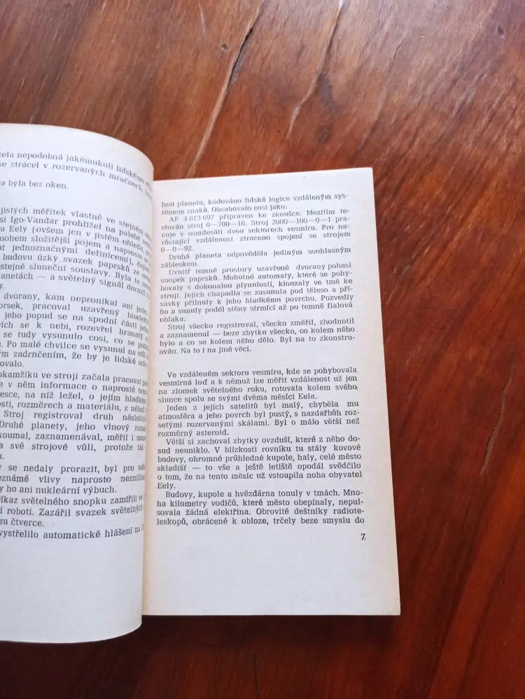 PÉTER LENGYEL - Druhá planeta Oggu