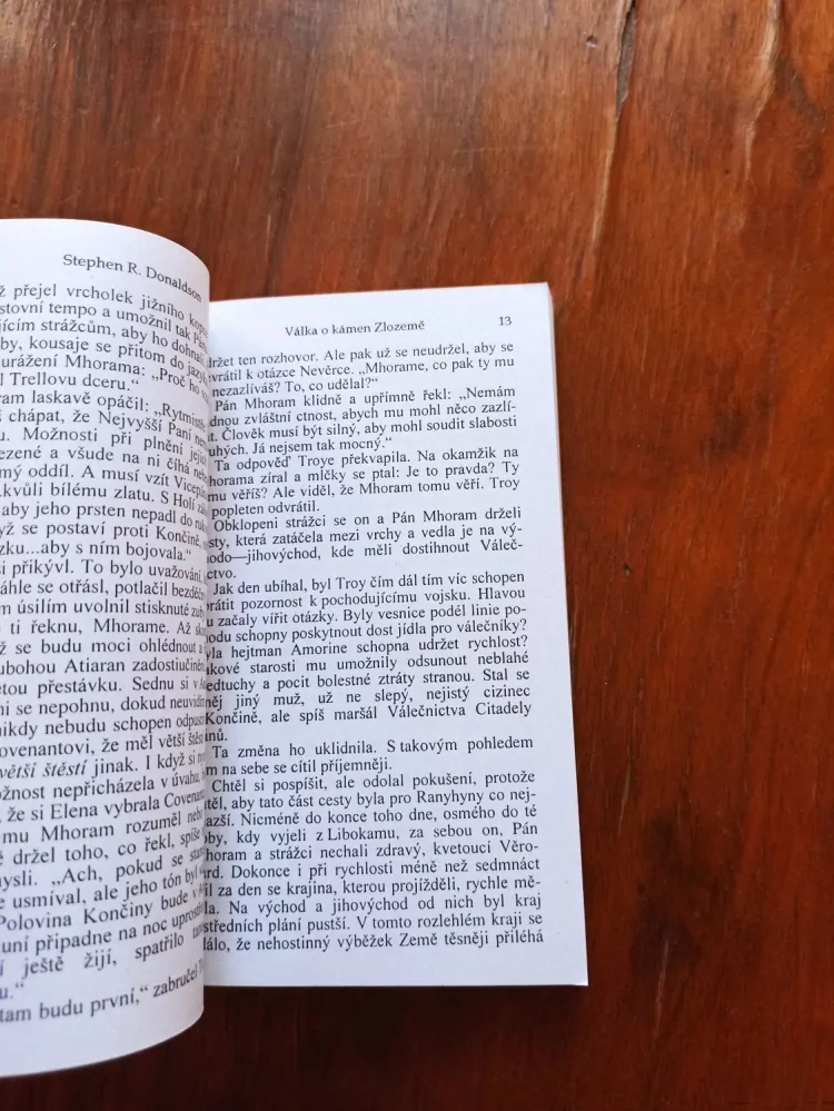 STEPHEN R. DONALDSON - Kroniky Thomase Covenanta 2. - Válka o kámen Zlozemě 2. - Nová naděje
