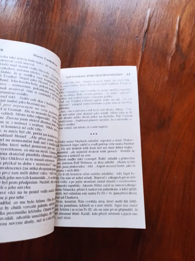 HARRY TURTLEDOVE - Světoválka 2. - Porušení rovnováhy