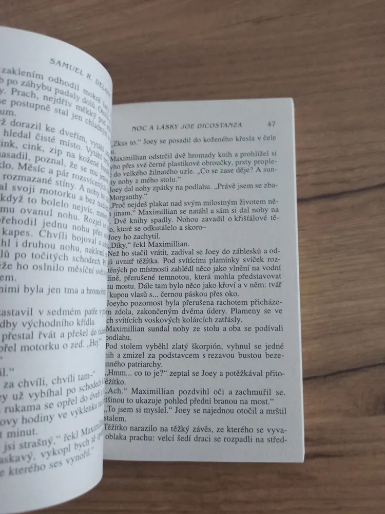ANNE McCAFFREY - S alchymisty nejsou žerty