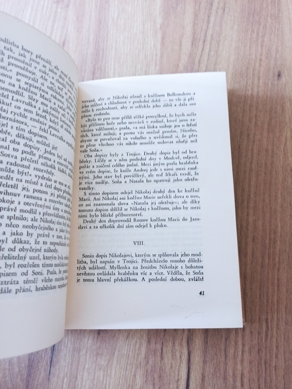 LEV NIKOLAJEVIČ TOLSTOJ - Vojna a mír IV.