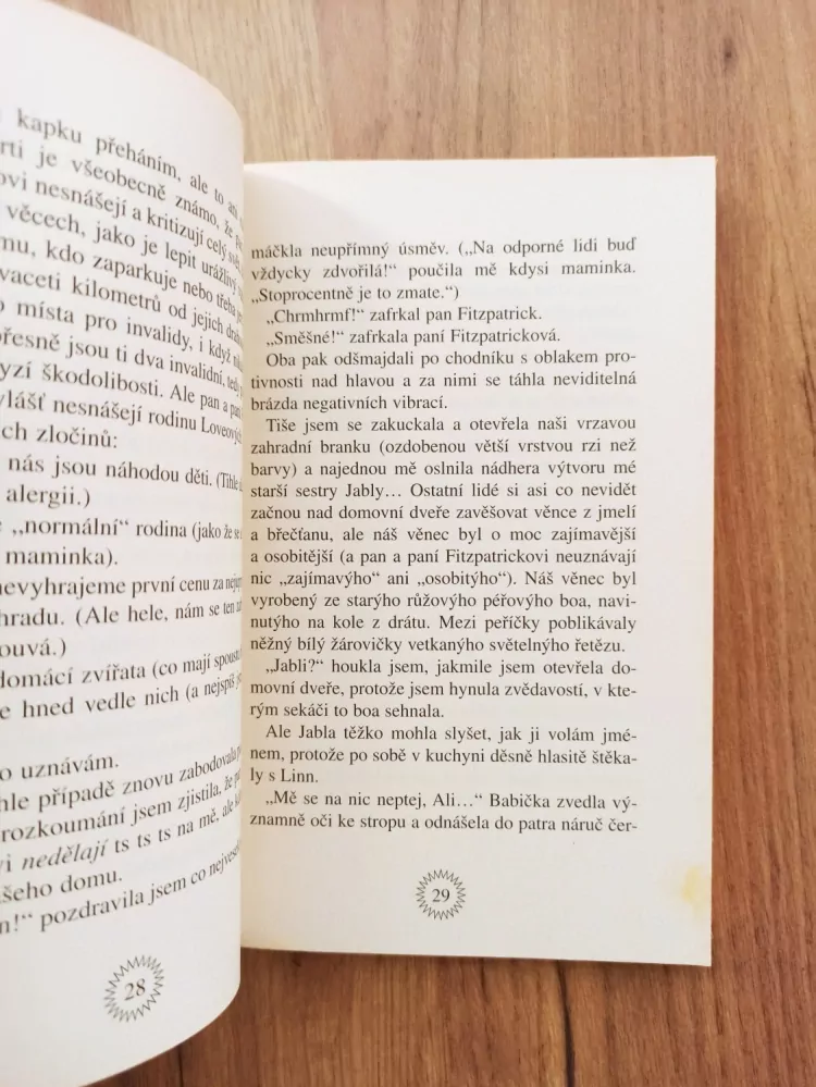 KAREN McCOMBIE - Alice a... Dóóóst dobrý Vánoce, díl 15.