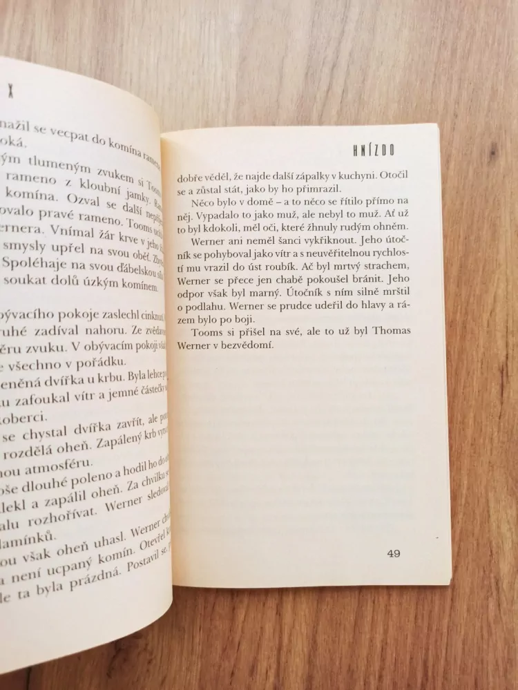 ELLEN STEIBER - Akta X. 4. – Hnízdo